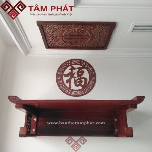 Bàn Thờ Treo Tường Gỗ Hương Mẫu TTH002